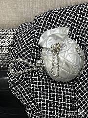 Chanel 23S Black Shiny Lambskin Clutch with Chain 11×10×10cm - 1