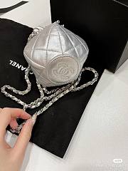 Chanel 23S Black Shiny Lambskin Clutch with Chain 11×10×10cm - 2