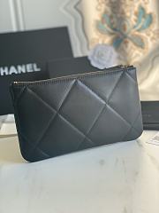 Chanel 19 Pouch Black Size 20x12.2x1cm - 4