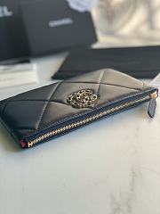 Chanel 19 Pouch Black Size 20x12.2x1cm - 3
