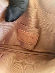 Chanel 19 Pouch Pink Size 20x12.2x1cm - 6