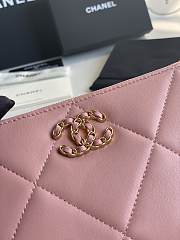 Chanel 19 Pouch Pink Size 20x12.2x1cm - 3