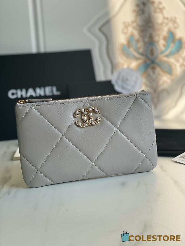 Chanel 19 Pouch Grey Size 20x12.2x1cm - 1