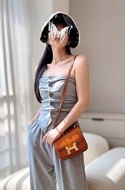 Hermes Constance Crocodile Leather Size 24cm  - 2
