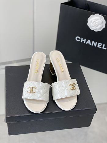Chanel Slipper White/Black/Beige Size 35-39cm