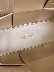 Bottega Veneta Medium Arco Tote Bag Brown Size 25×16×8cm - 6