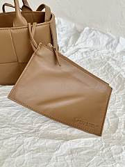 Bottega Veneta Medium Arco Tote Bag Brown Size 25×16×8cm - 2