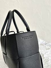 Bottega Veneta Medium Arco Tote Bag Black Size 25×16×8cm - 3