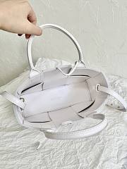  Bottega Veneta Medium Arco Tote Bag White Size 25×16×8cm - 4