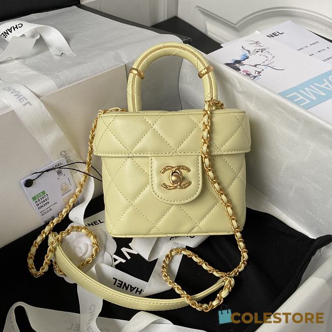 Chanel Small Vanity Lambskin Light Yellow Size 12.5x15x8cm - 1