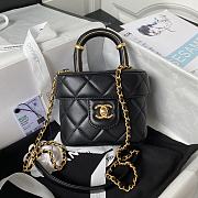 Chanel Small Vanity Lambskin Black Size 12.5x15x8cm - 1