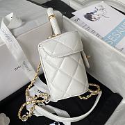 Chanel Small Vanity Lambskin White Size 12.5x15x8cm - 4