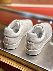  Louis Vuitton Luxembourg Trainer White Size 38-44cm - 6