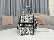 Dior Mini Book Tote-Telefoontasje White Size 13x18x5cm  - 1