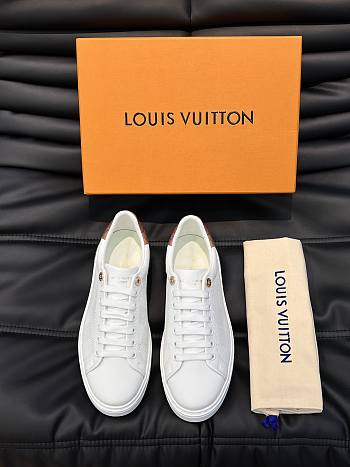 Louis Vuitton Monogram Time Out Size 35-44cm