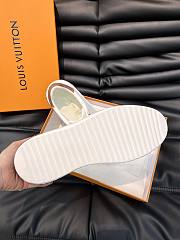 Louis Vuitton Monogram Time Out Size 35-44cm - 2