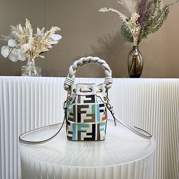 Fendi Mon Tresor Minibag Size 12x18x10cm