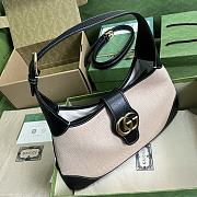 Gucci Aphrodite Medium Shoulder Bag In White/Black 39x38x2 cm - 2