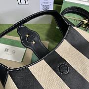 Gucci Aphrodite Medium Shoulder Bag In White/Black Caro 39x38x2 cm - 2