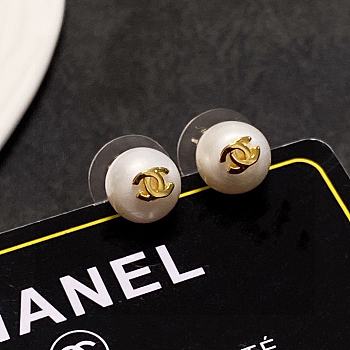 Chanel White Pear Earrings 