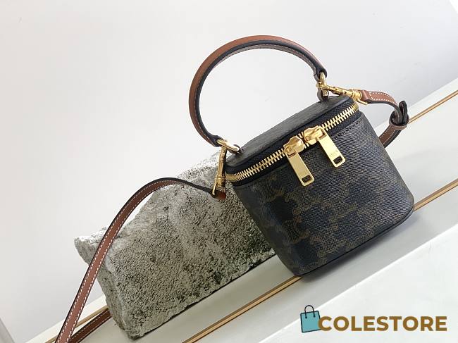 Mini Vanity Case Cuir Triomphe In Smooth Calfksintan Size 9.5x8x9cm - 1