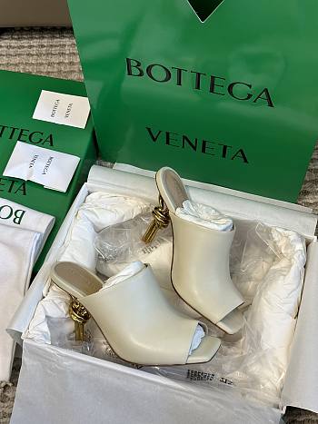 Bottega Veneta Knot Heel Sea Salt Size 35-41cm