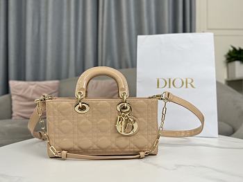 Dior D Joy Patent Cannage Calfskin Size 26x13.5x5.5cm
