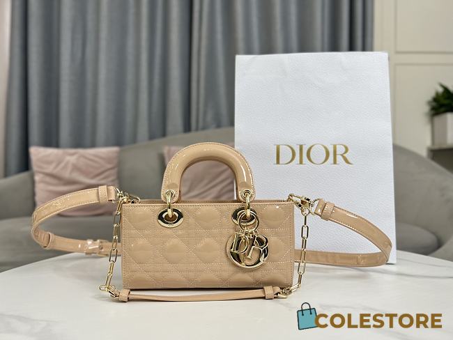 	 Dior D Joy Patent Cannage Calfskin Size 22.5 x 12.5 x 5.5  - 1