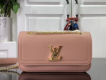 Louis Vuitton Twist Lock Me Chain Bag East West Size 23.5x14x6cm 