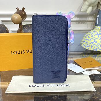 Louis Vuitton Zippy Wallet Vertical Size 10x20x2cm