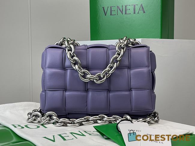 Bottega Veneta Padded Handbag Purple Patent Leather Size 27x10x18cm - 1