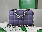 Bottega Veneta Padded Handbag Purple Patent Leather Size 27x10x18cm - 1