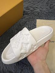 Louis Vuitton Waterfront Slipper White Size 35-45cm - 3