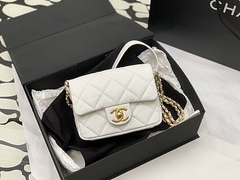 Chanel 22A Small Flap Bag White Grained Shinny Calfskin
