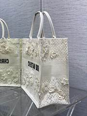 LARGE DIOR BOOK TOTE Black D-Lace Embroidery with 3D Macramé Effect 41*35*18cm - 5