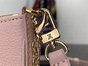 Louis Vuitton Easy Pouch Pink Size 19 x 11.5 x 3 - 2