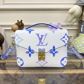 	 Louis Vuitton By The Pool Pochette Métis M22979 Size 25*19*7cm