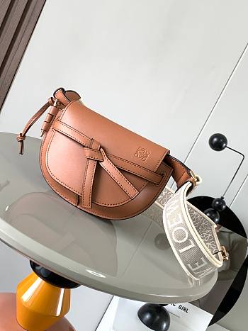 Loewe Women's Gate Mini Leather Bag Size 21x13x9.5cm