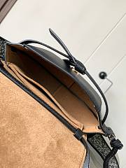 Loewe Women's Gate Mini Leather Bag Black Size 21x13x9.5cm - 4