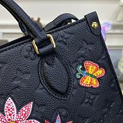	 LV x YK OnTheGo MM Black Size 25x19x11.5cm - 3