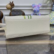 Louis Vuitton x YK OnTheGo MM White Size 25x19x11.5cm - 3