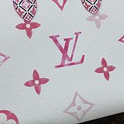 	 Louis Vuitton By The Pool OnTheGo PM Pink Size 35x27x14cm - 6