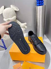 Louis Vuitton Trainer Black  - 2