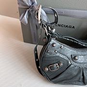 	Colestore  Balenciaga Le Cagole In Black Size 26x16x10cm - 4