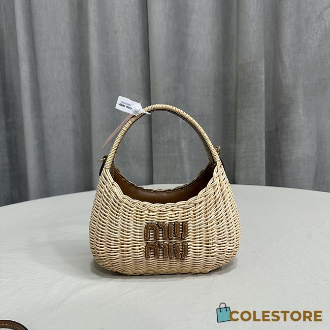 Miu Miu Wander Rattan Bag Size 21x16x10.5cm - 1