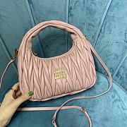 	 Miu Wander Matelassé Nappa Leather Mini Hobo Bag Light Pink 23X13X7 - 4