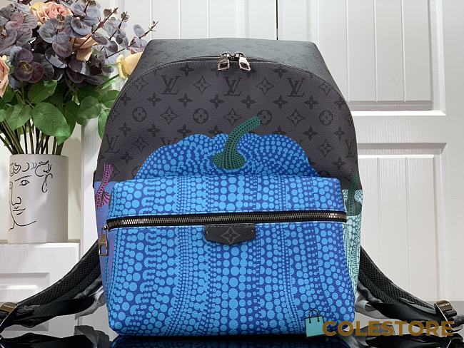 Louis Vuitton x YK Discovery Backpack Size 30 x 40 x 20 cm - 1