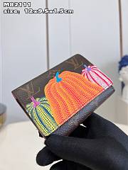 Louis Vuitton Victorine LV x YK Size 12 x 9.5 x 1.5 cm - 3
