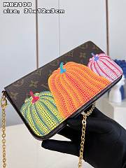  Louis Vuitton x YK Félicie Pochette Size 21 x 12 x 3cm - 6