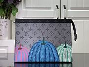 Pochette Voyage LV x YK 27 x 21 x 6 cm - 1